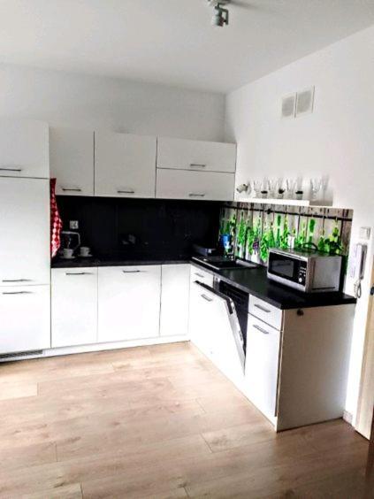 Apartment Rest In Paradise-basen Wewnetrzny,sauna,jacuzzi,silownia I Kulkoland W Cenie Sun Rise Festival Ul Poleska